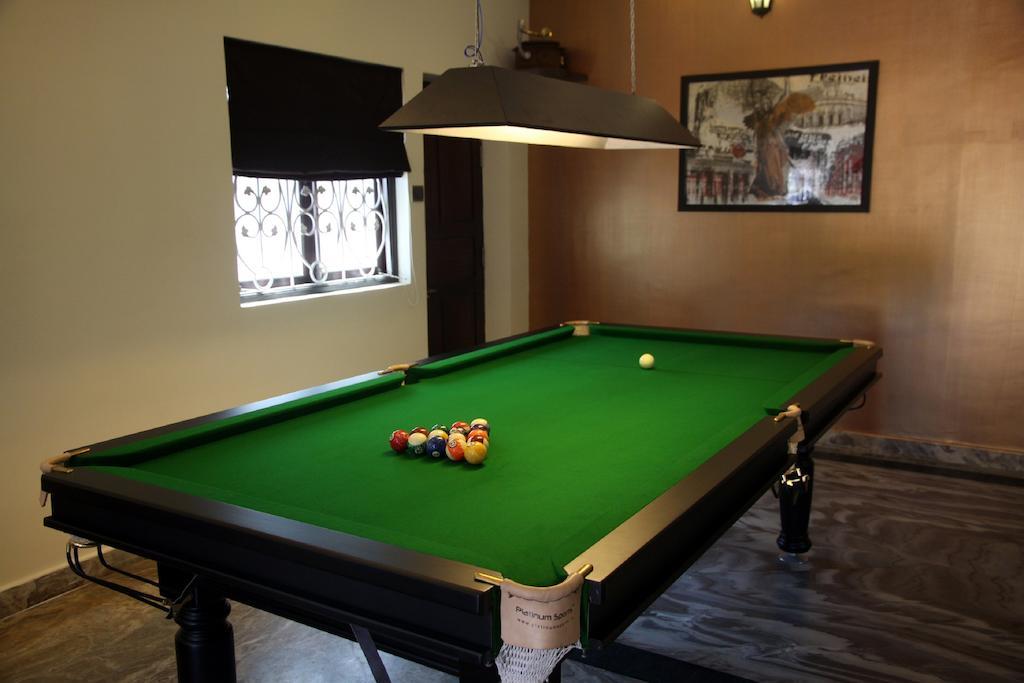 Wanderers Hostel Morjim Extérieur photo